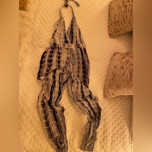 Beach Romper Size Small NWT